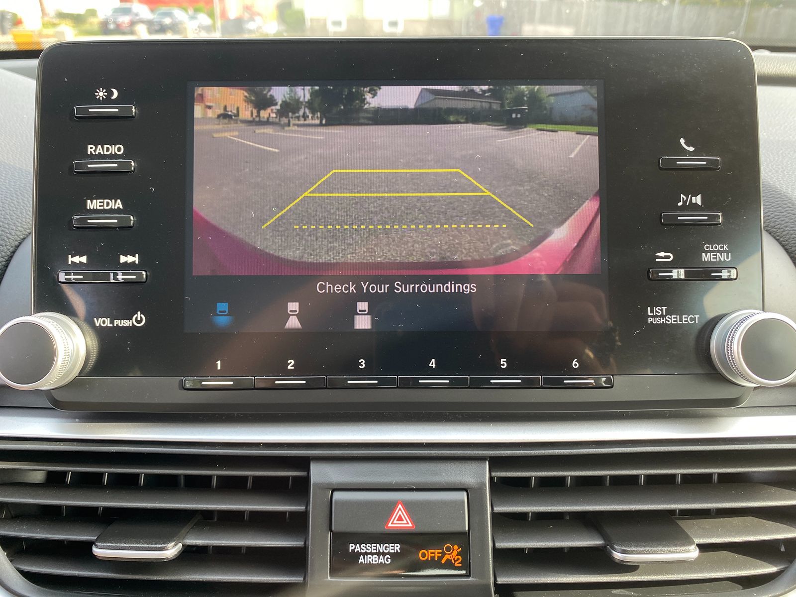 2019 Honda Accord LX 1.5T photo 17
