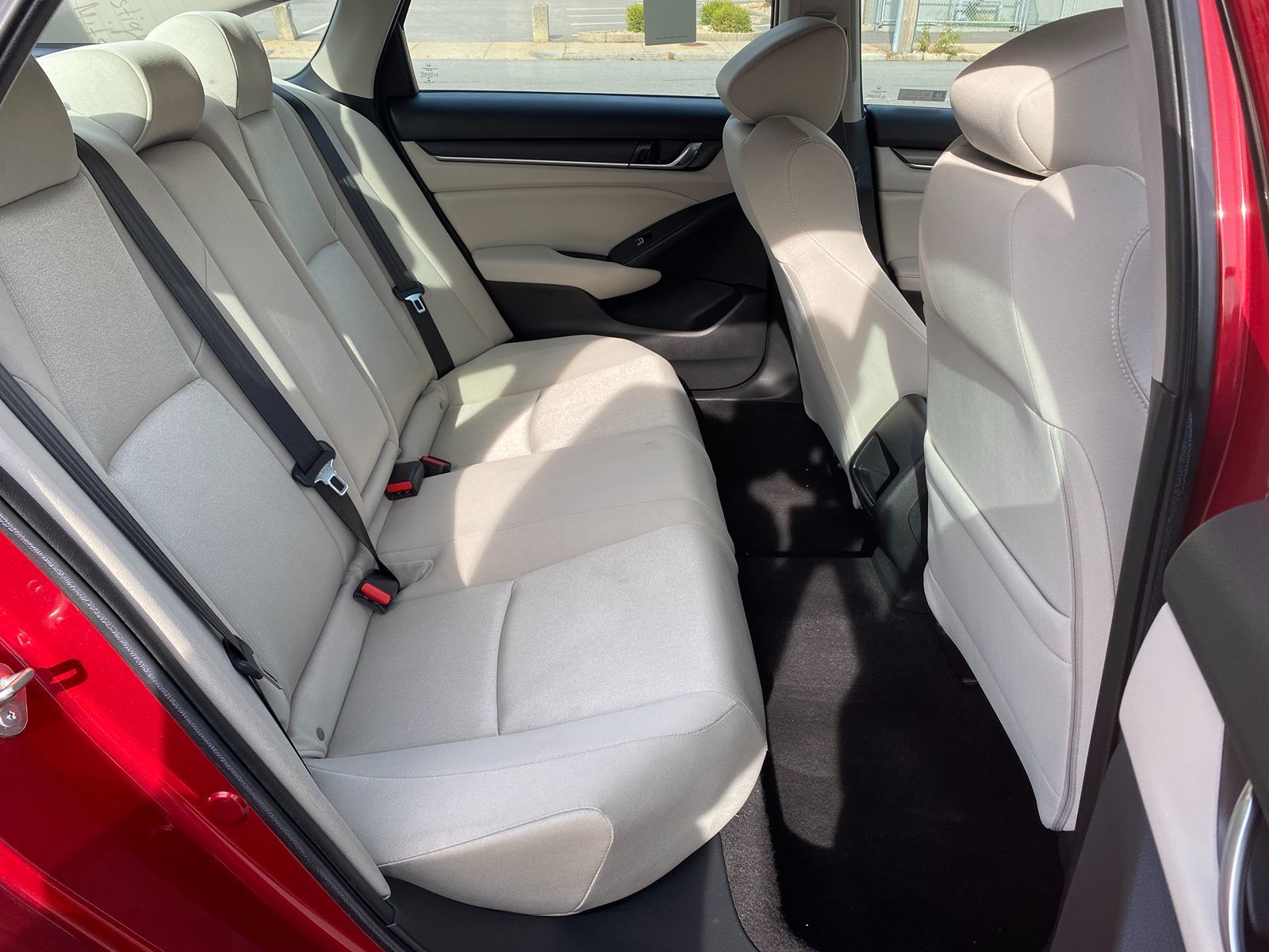 2019 Honda Accord LX 1.5T photo 22