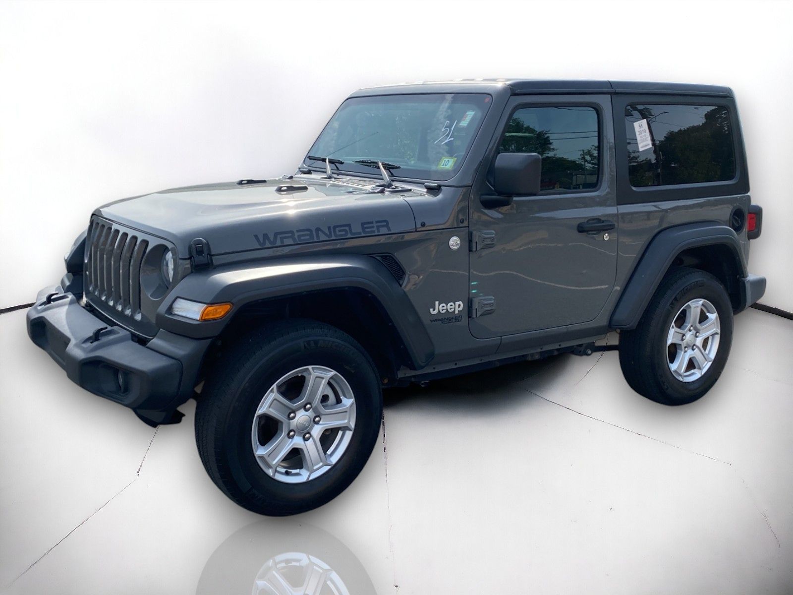 2019 Jeep Wrangler Sport S photo 2