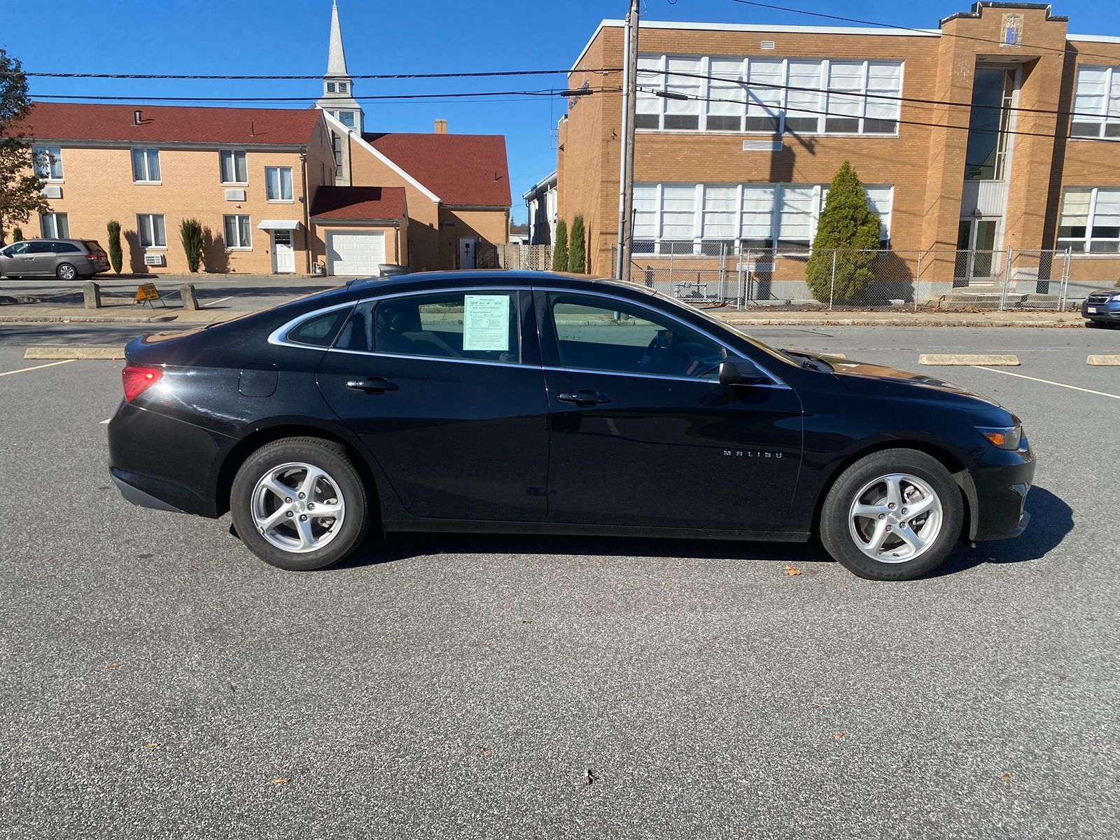 2018 Chevrolet Malibu LS photo 4