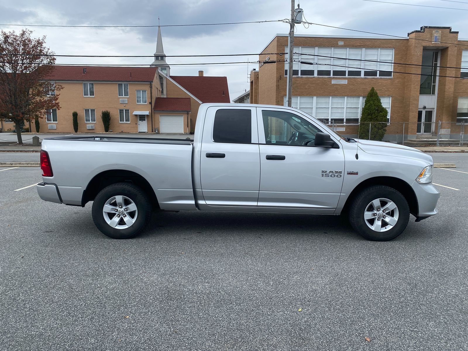 2016 Ram 1500 Express photo 4