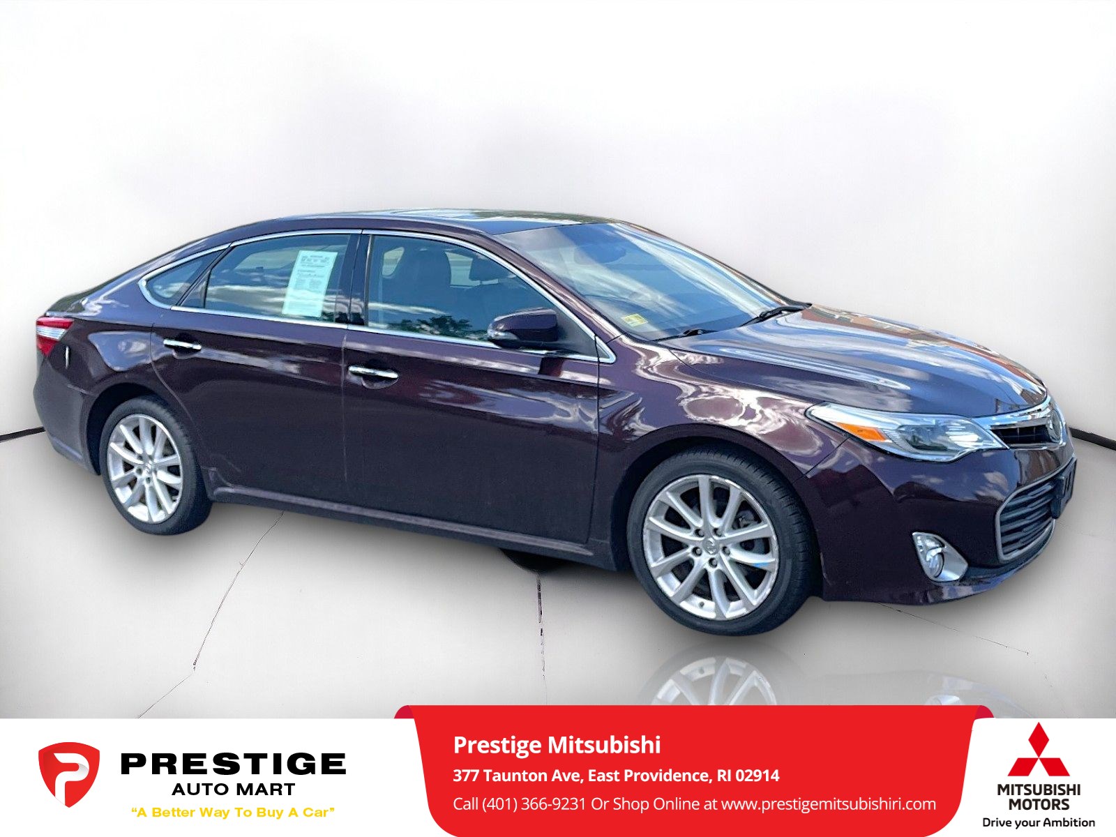 2013 Toyota Avalon Limited's photo
