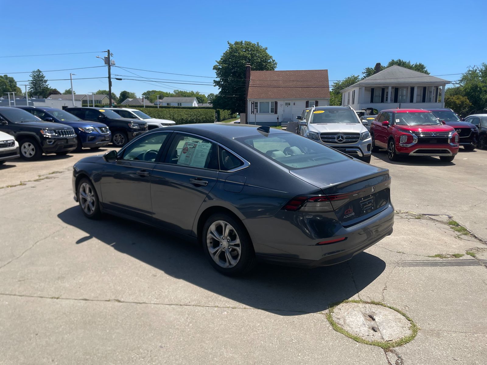 2023 Honda Accord LX - Photo 8