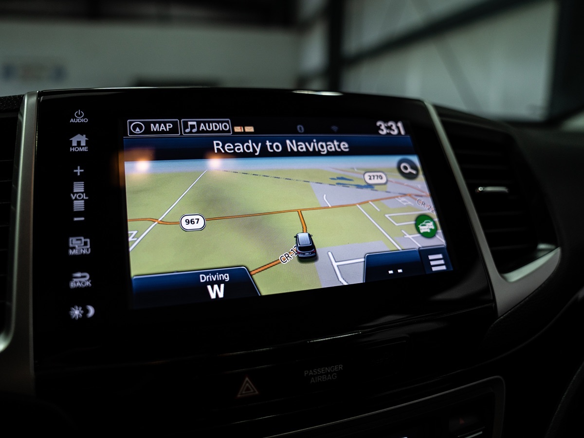 n673ページ 1243008-3 Cessna 210 LH Nose Gear Brace