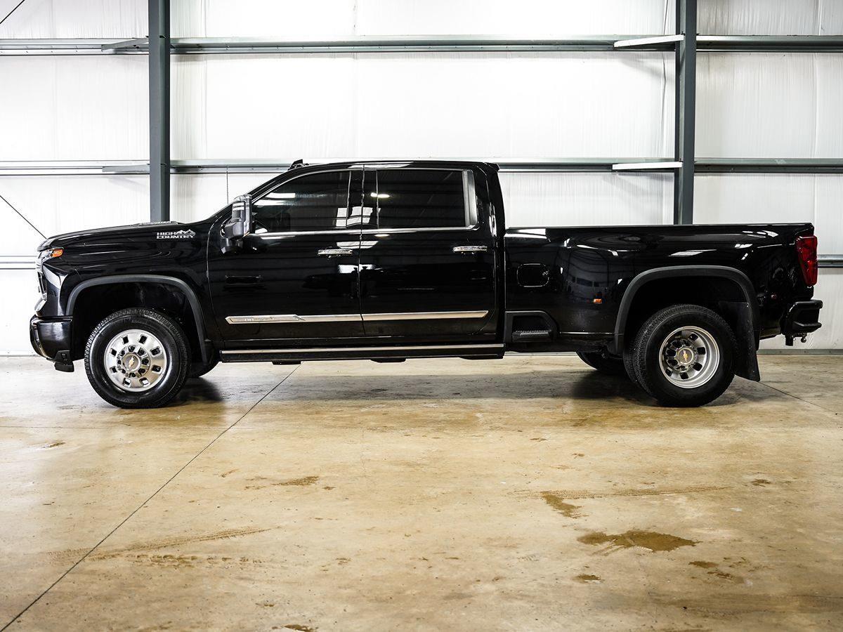 2024 Chevrolet Silverado 3500HD High Country