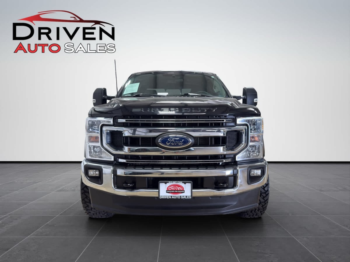 2021 Ford F-250 XLT photo 3