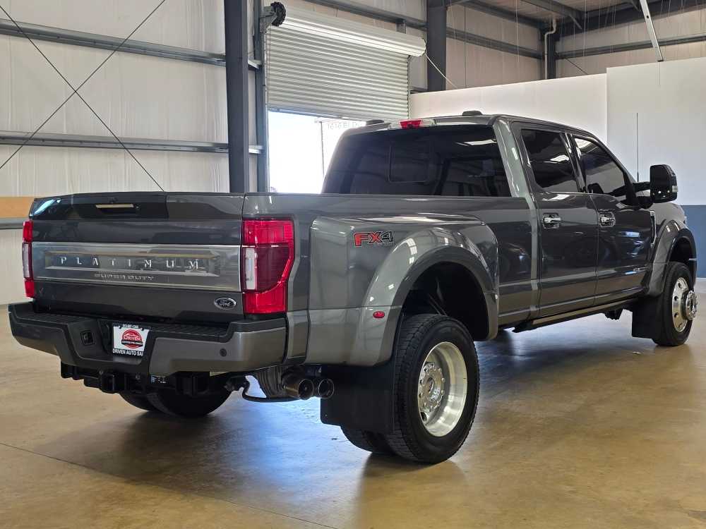 2022 Ford F-450 Platinum photo 4