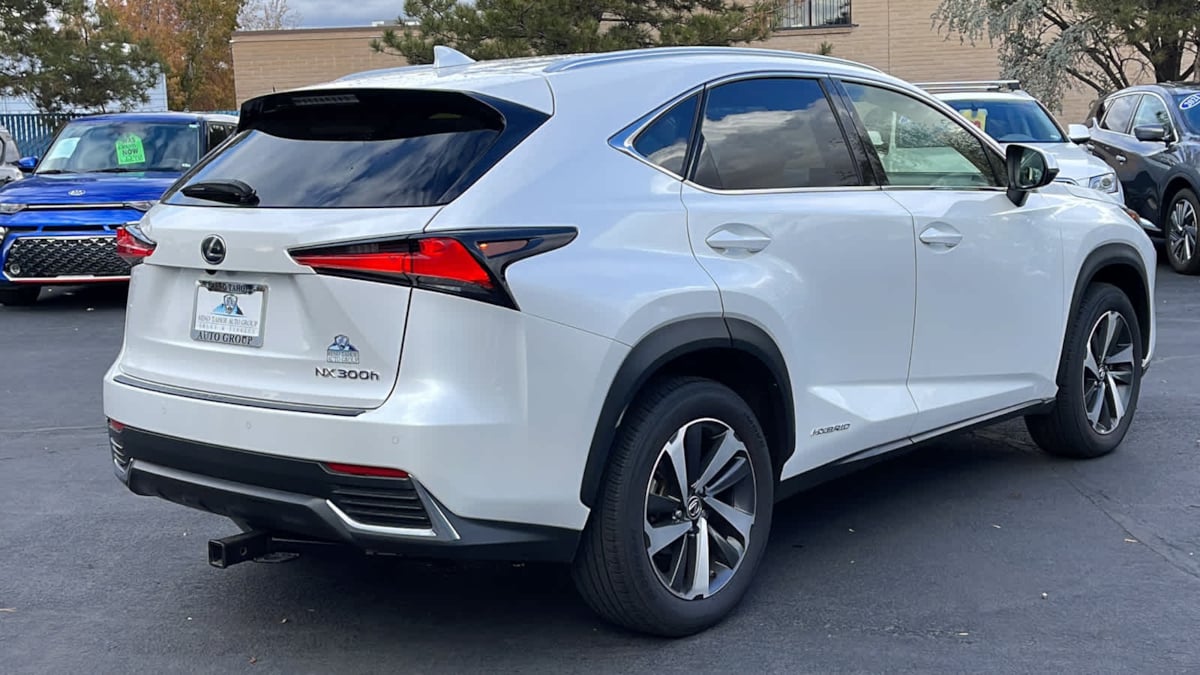 2020 Lexus NX 300h AWD 5