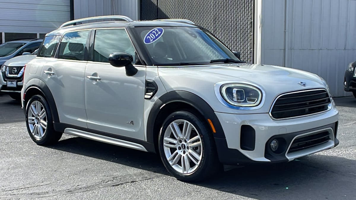 2022 MINI Countryman Cooper 3