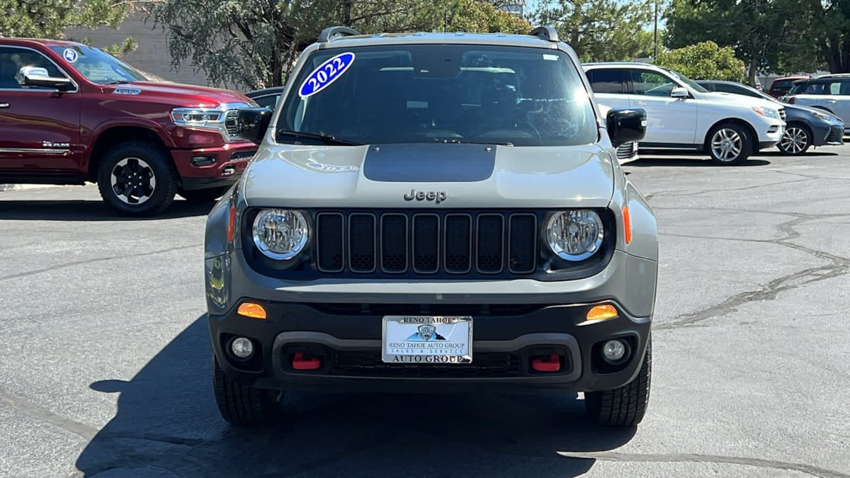 2022 Jeep Renegade Trailhawk 2