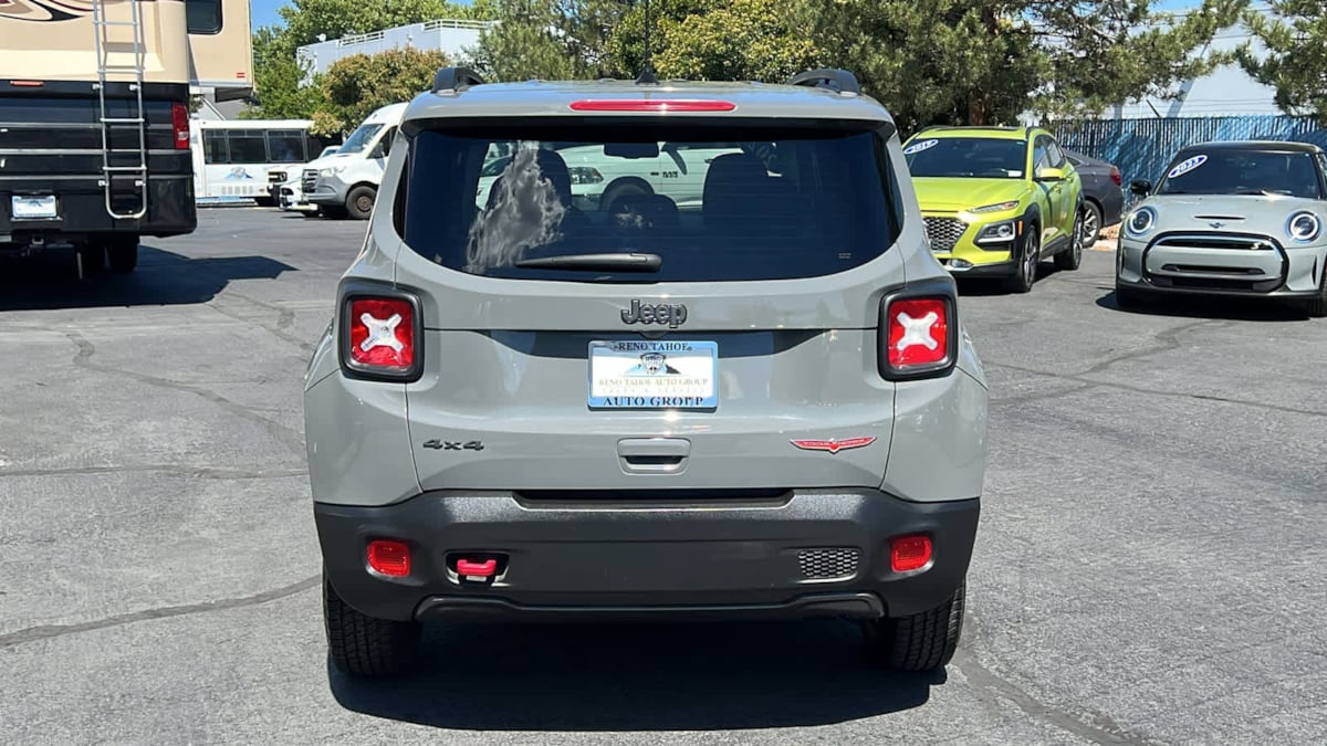 2022 Jeep Renegade Trailhawk 6