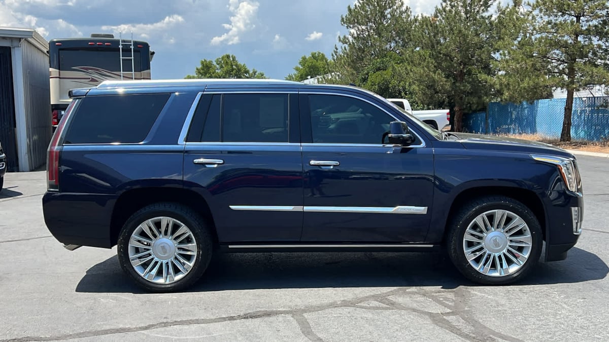 2018 Cadillac Escalade Platinum 4