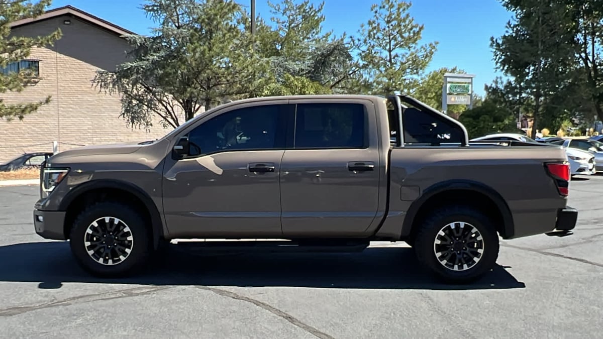 2020 Nissan Titan PRO-4X 8