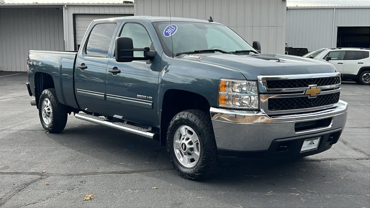 2013 Chevrolet Silverado 2500HD LT 3