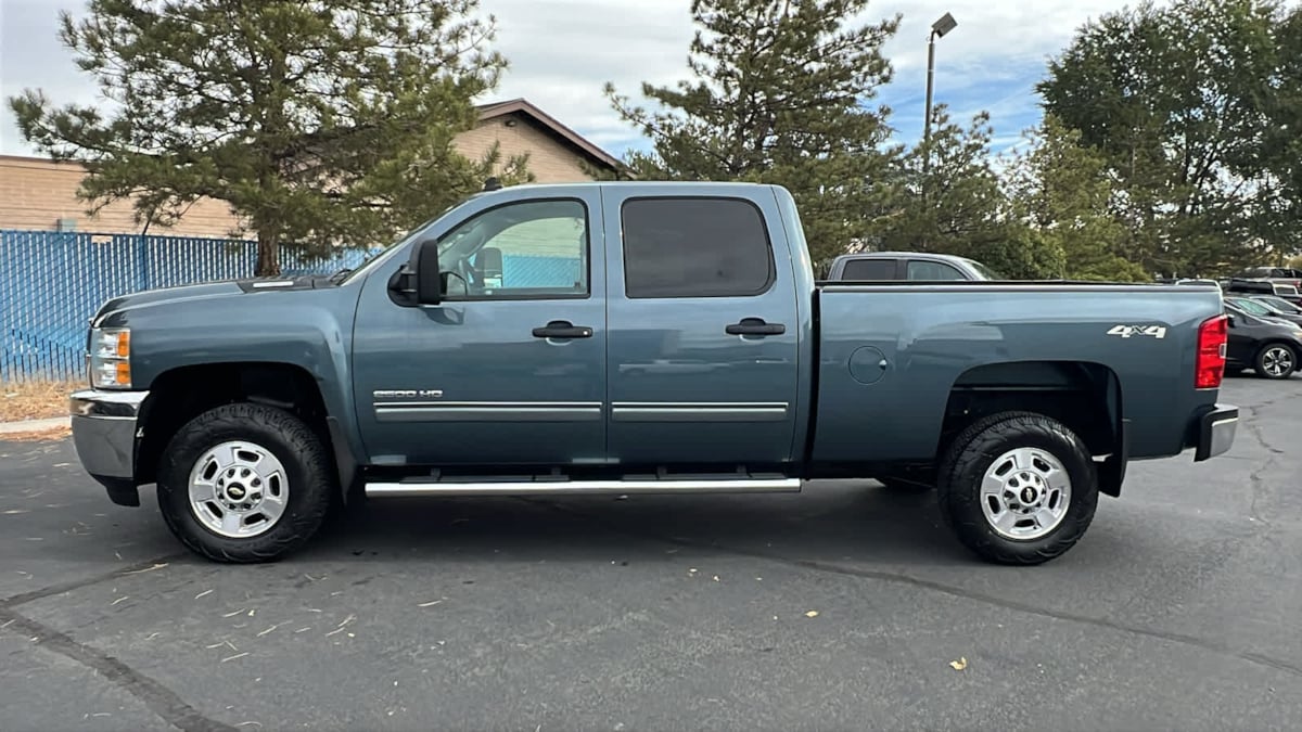 2013 Chevrolet Silverado 2500HD LT 8