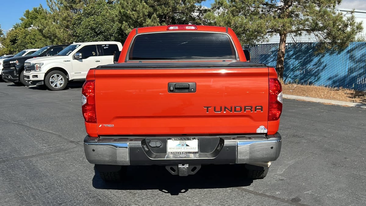 2018 Toyota Tundra 4WD SR5 6