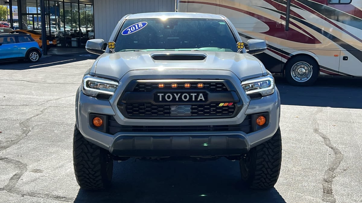 2018 Toyota Tacoma TRD Sport 2