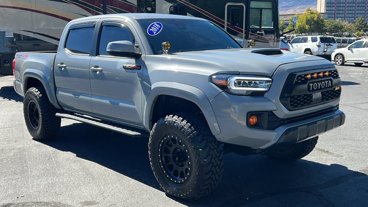 2018 Toyota Tacoma TRD Sport 3