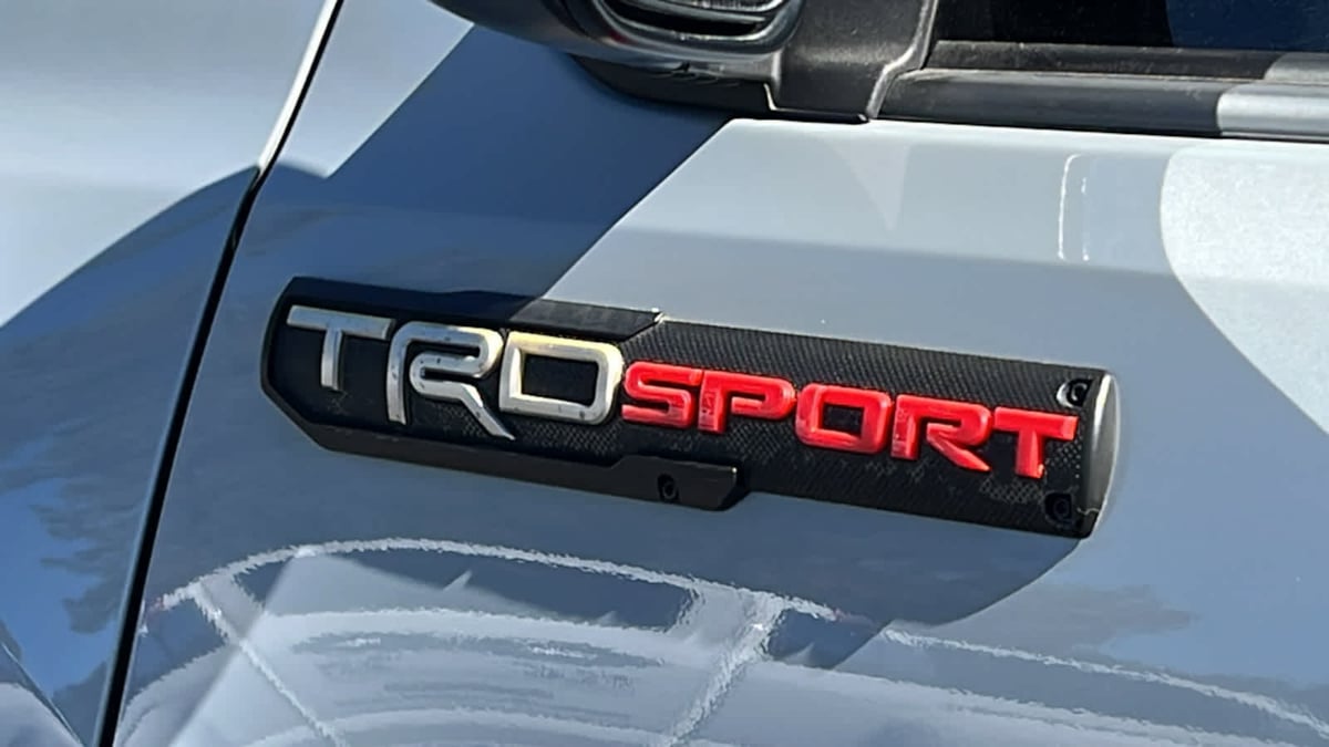 2018 Toyota Tacoma TRD Sport 29