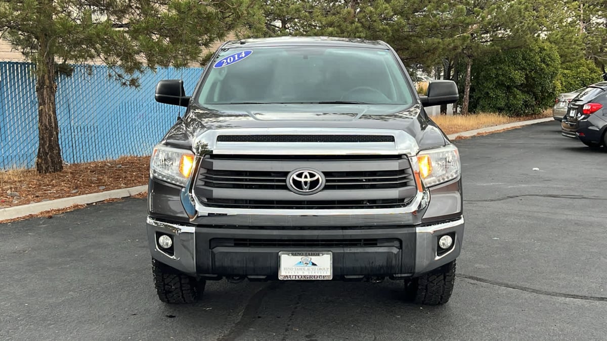 2014 Toyota Tundra 4WD Truck SR5 2