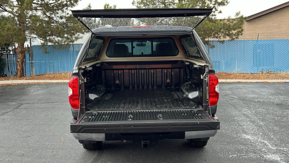 2014 Toyota Tundra 4WD Truck SR5 11