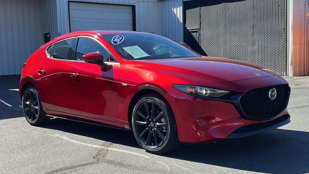 2022 Mazda Mazda3 Hatchback Premium 3