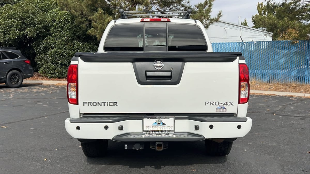 2021 Nissan Frontier PRO-4X 6