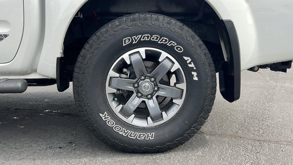 2021 Nissan Frontier PRO-4X 9