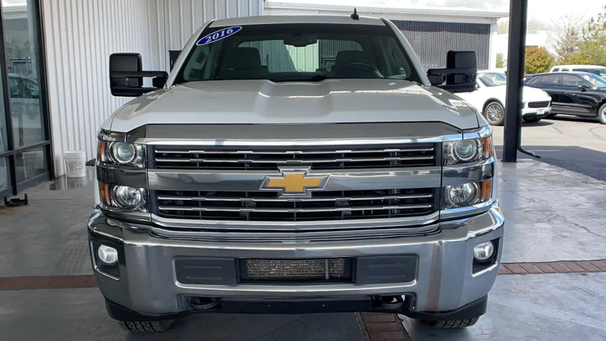 2016 Chevrolet Silverado 3500HD LT 5