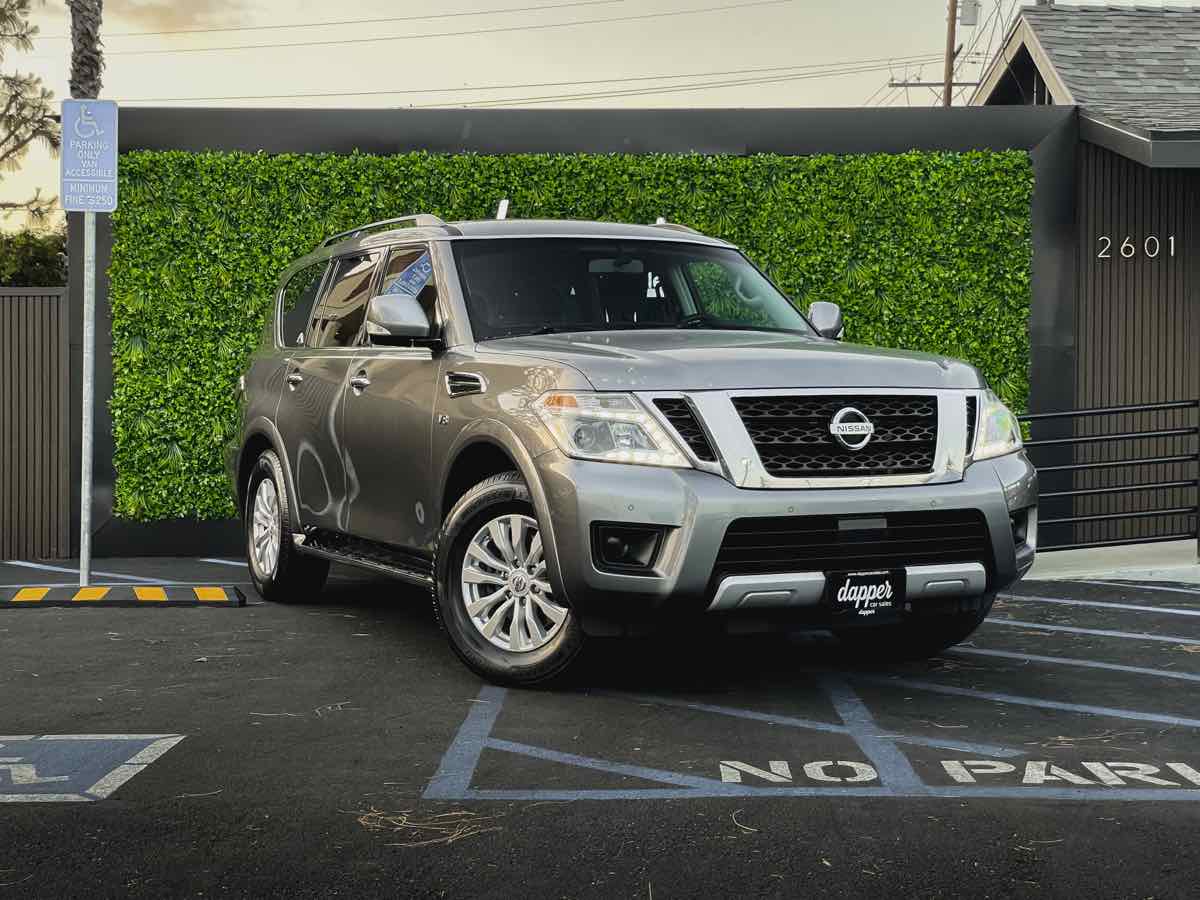 2017 Nissan Armada SV photo 2