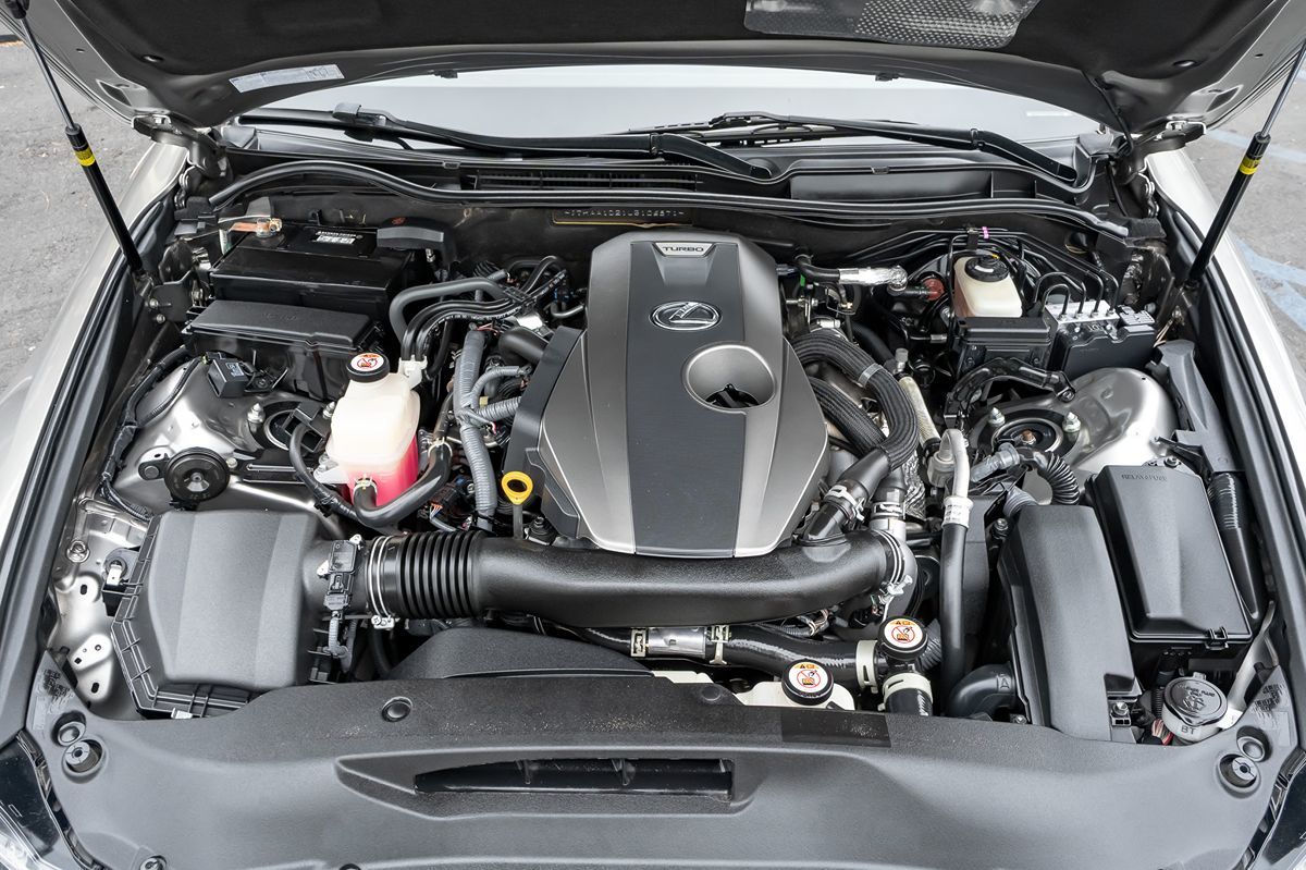 2020 Lexus IS 300 photo 17