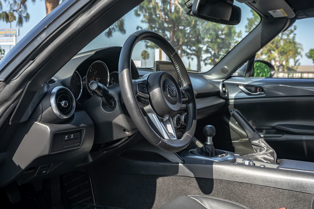 2020 Mazda MX-5 Miata Miata Grand Touring photo 11