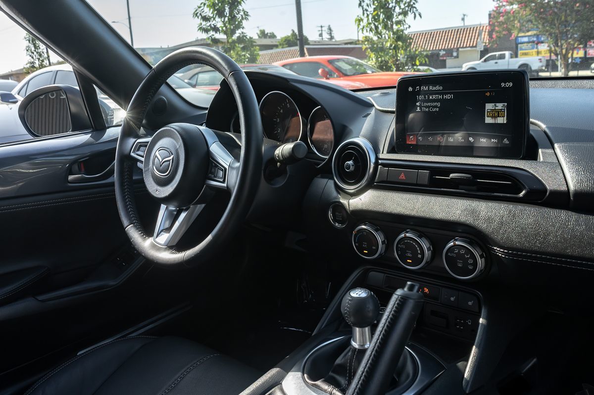 2020 Mazda MX-5 Miata Miata Grand Touring photo 17