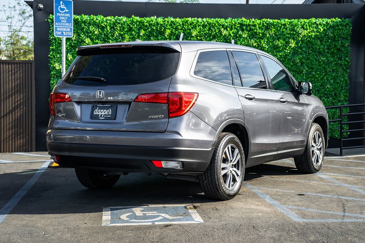 2017 Honda Pilot EX-L photo 3