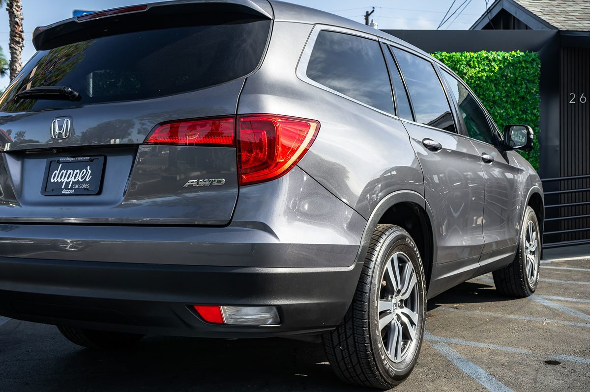 2017 Honda Pilot EX-L photo 4