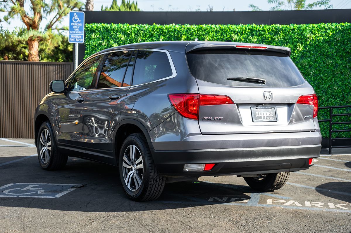 2017 Honda Pilot EX-L photo 5
