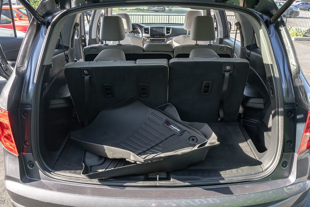 2017 Honda Pilot EX-L photo 13