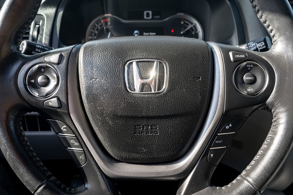 2017 Honda Pilot EX-L photo 20