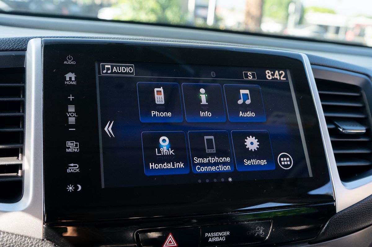 2017 Honda Pilot EX-L photo 28