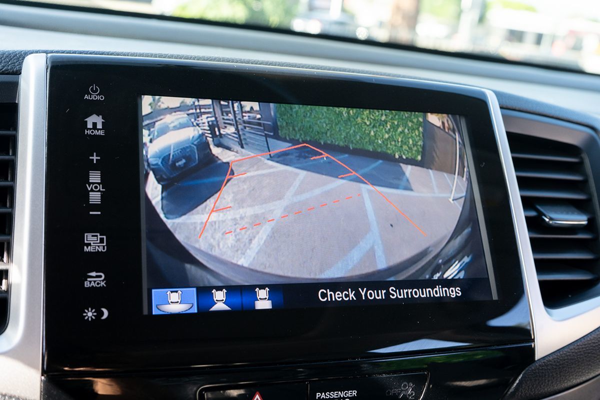 2017 Honda Pilot EX-L photo 34