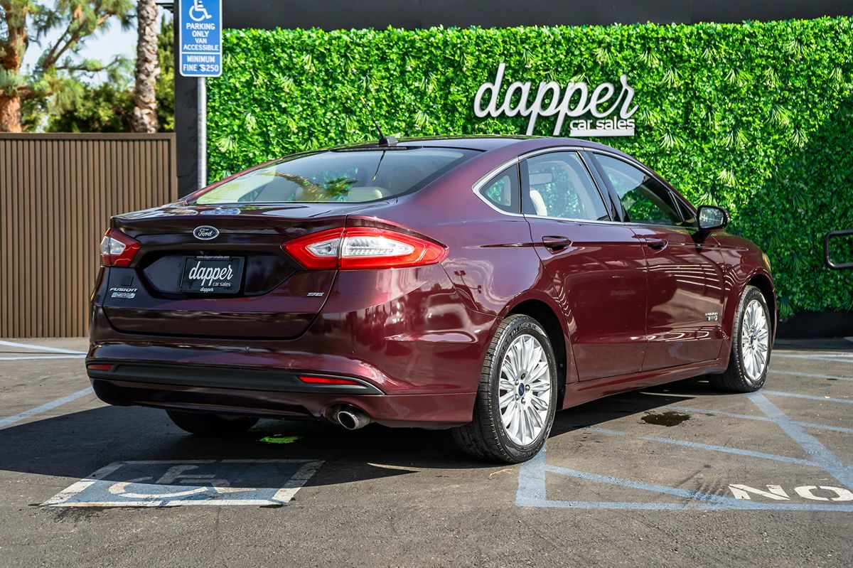2013 Ford Fusion Energi SE photo 5