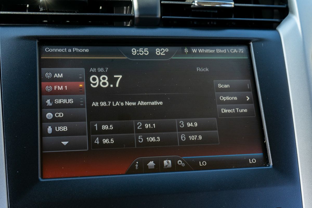 2013 Ford Fusion Energi SE photo 29