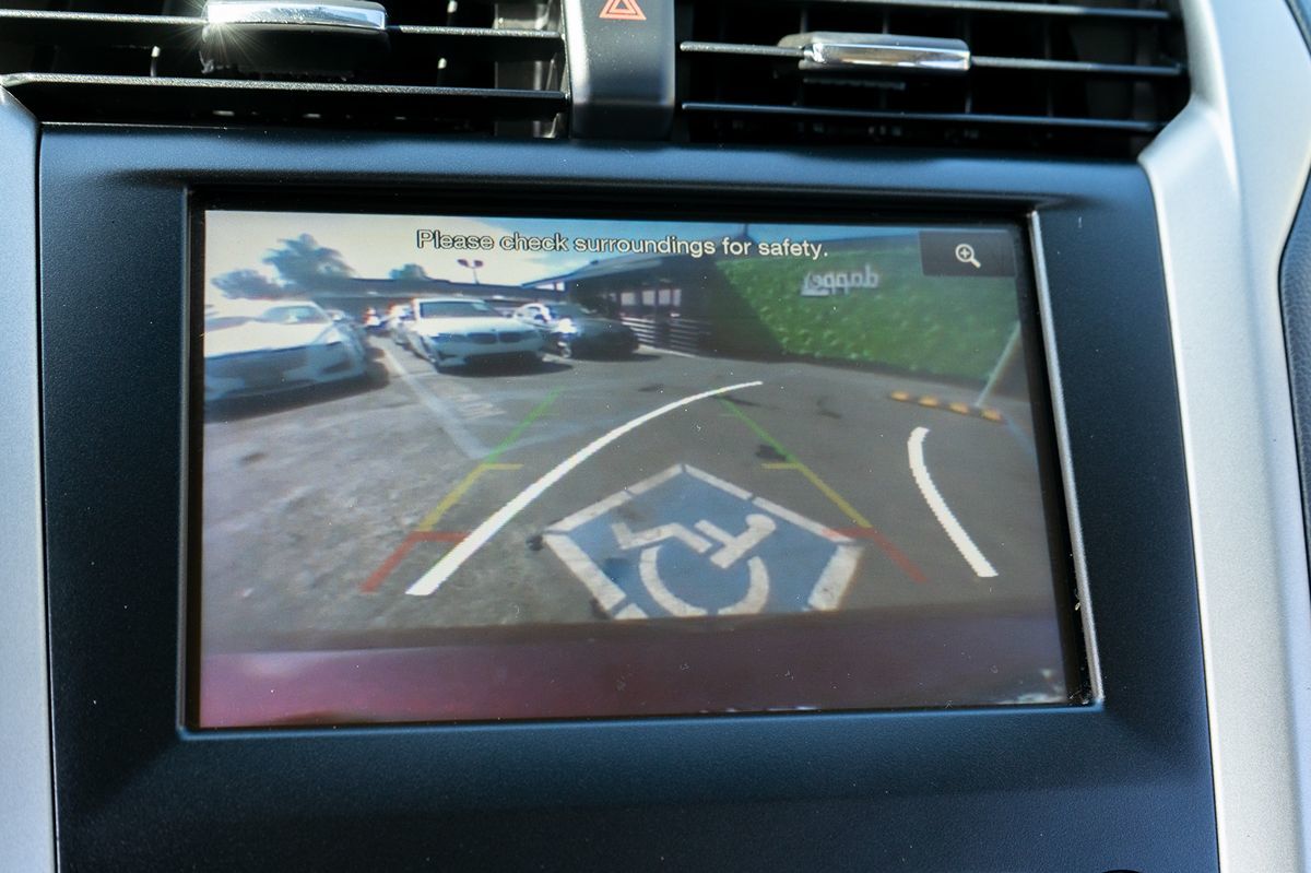 2013 Ford Fusion Energi SE photo 36