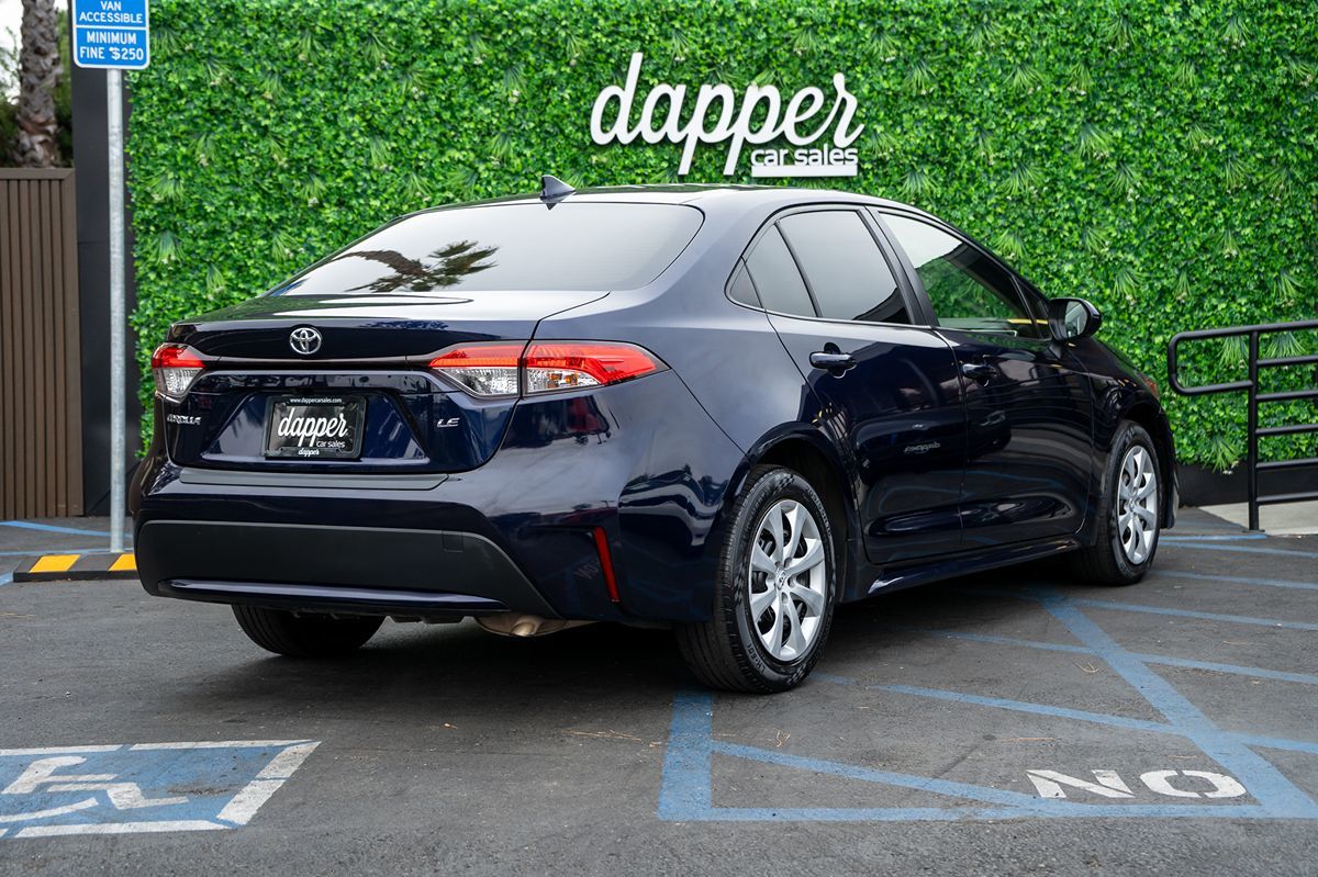 2020 Toyota Corolla LE photo 5