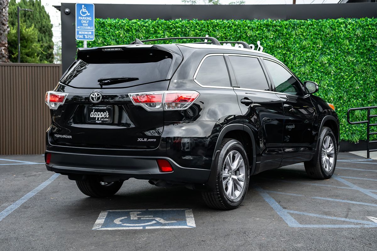 2015 Toyota Highlander XLE photo 5
