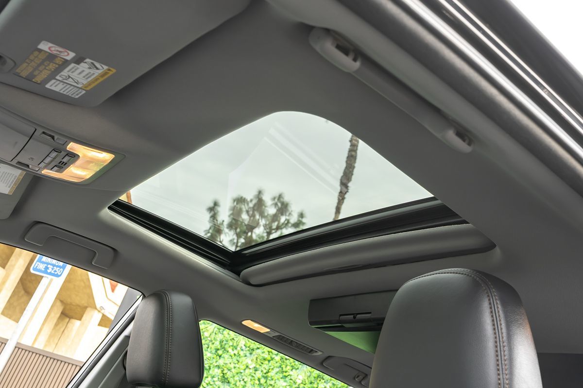 2015 Toyota Highlander XLE photo 12