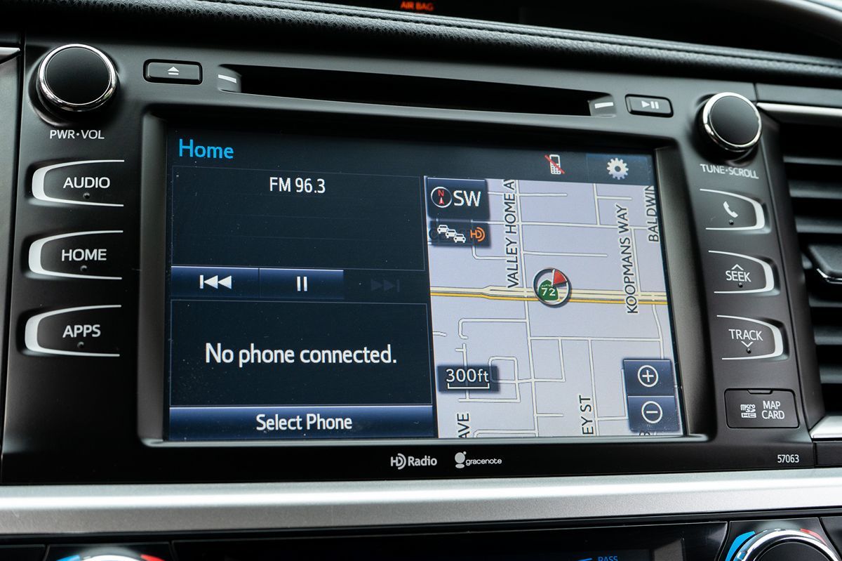 2015 Toyota Highlander XLE photo 32