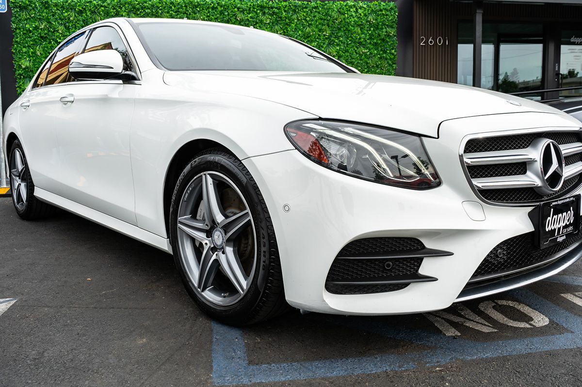 2017 Mercedes Benz E 300 Sport Sedan photo 4
