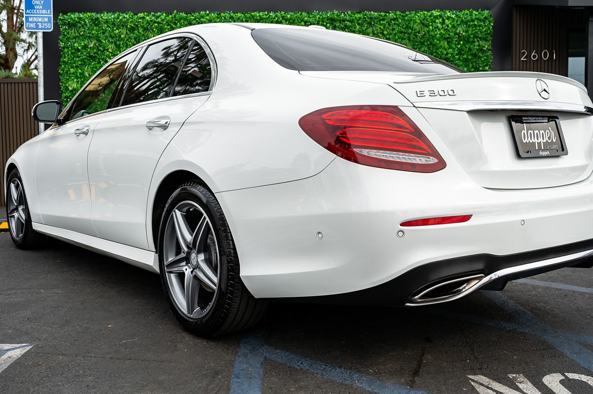 2017 Mercedes Benz E 300 Sport Sedan photo 8