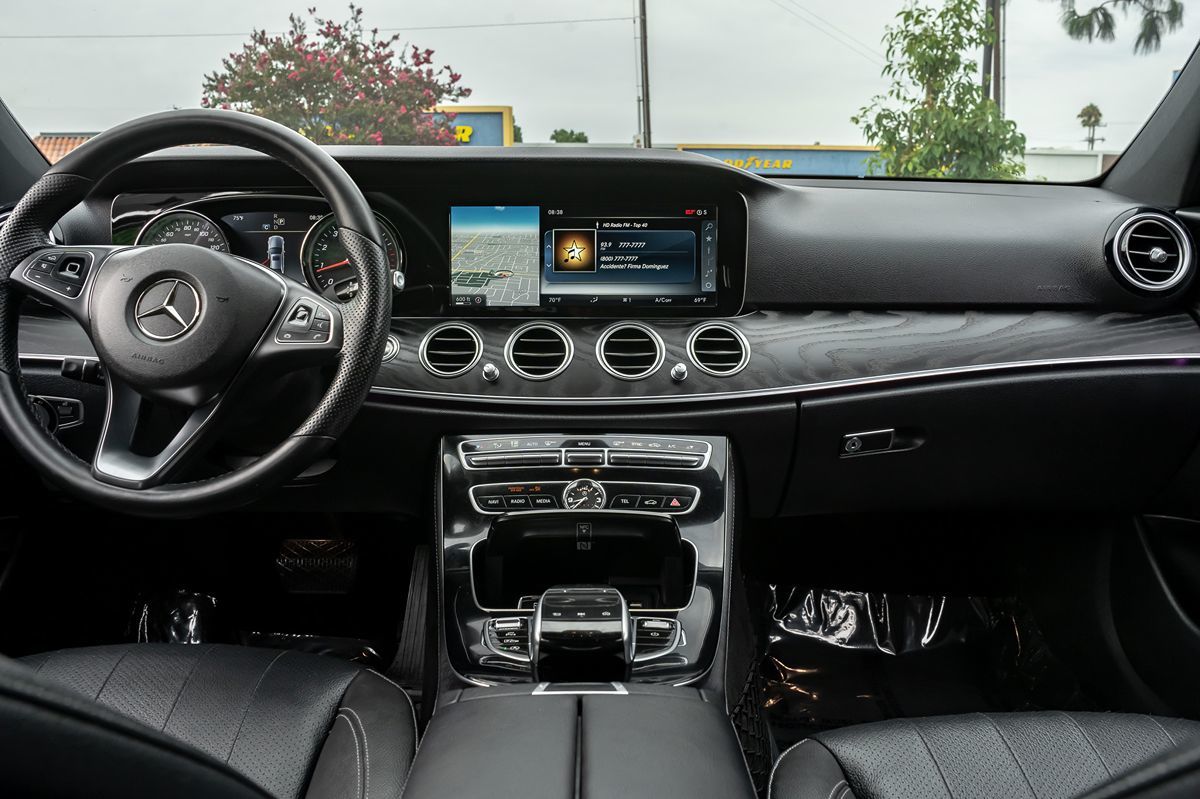 2017 Mercedes Benz E 300 Sport Sedan photo 19